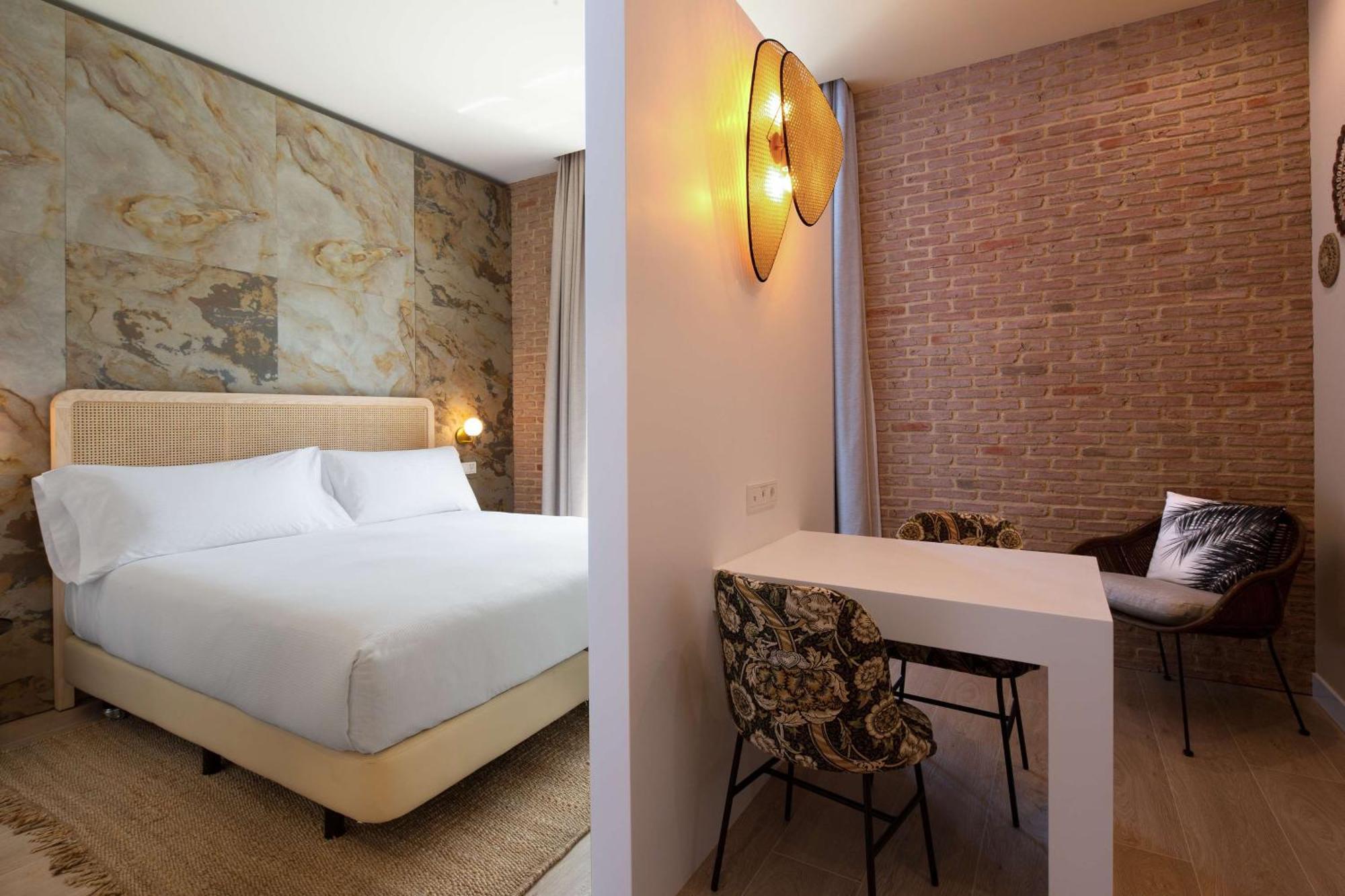 Atocha Hotel Madrid, Tapestry Collection by Hilton Exterior foto